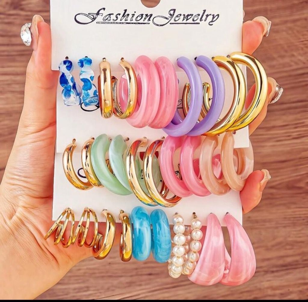 Acrylic Pearl hoop earrings set