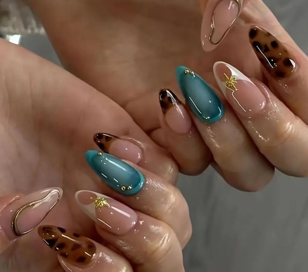 almond shaped press ons