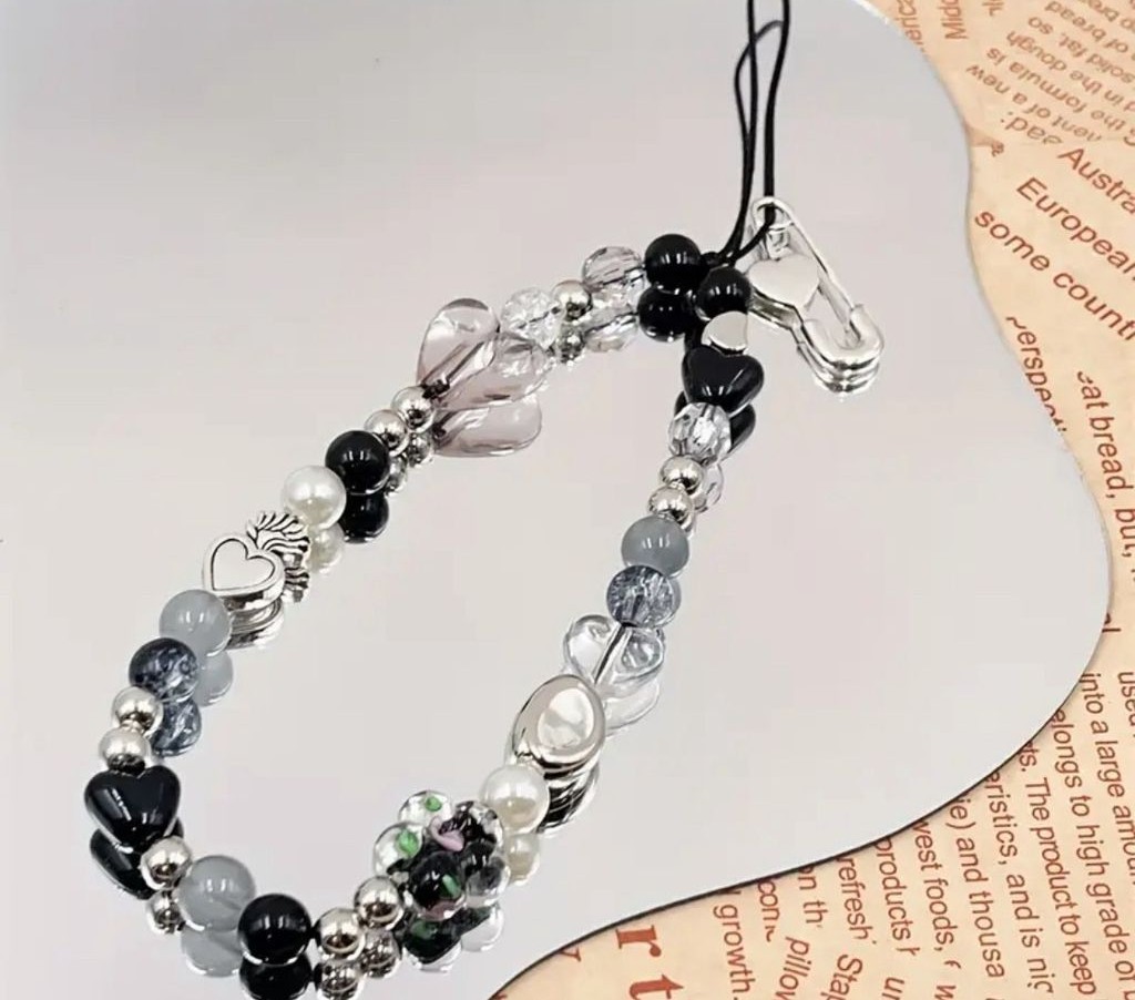 Black heart Phone charm