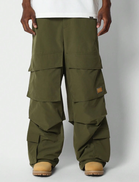 Baggy cargo pants