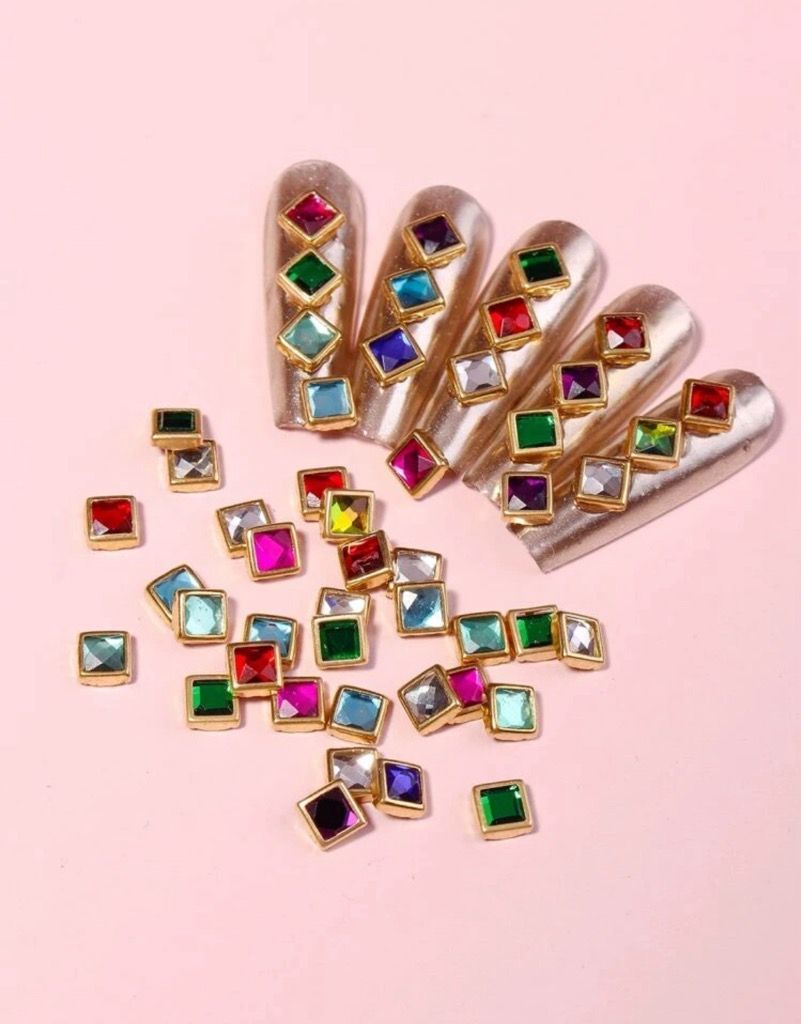 3D Rhinestone nail gems